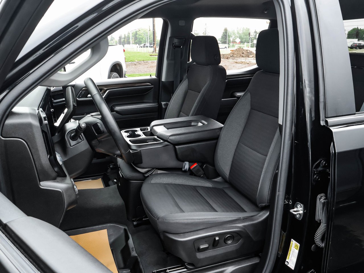 2024 Chevrolet Silverado 1500 4WD Crew Cab 147 RST Black Sherwood Park - photo #13