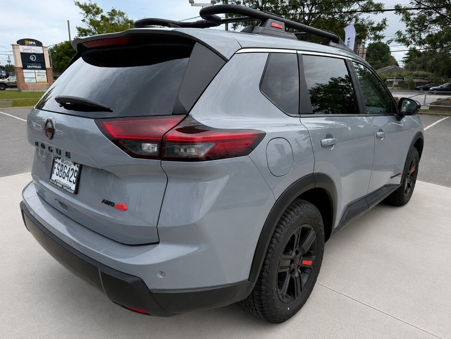 NISSAN Rogue 2026 2026 Gris roche nacré
