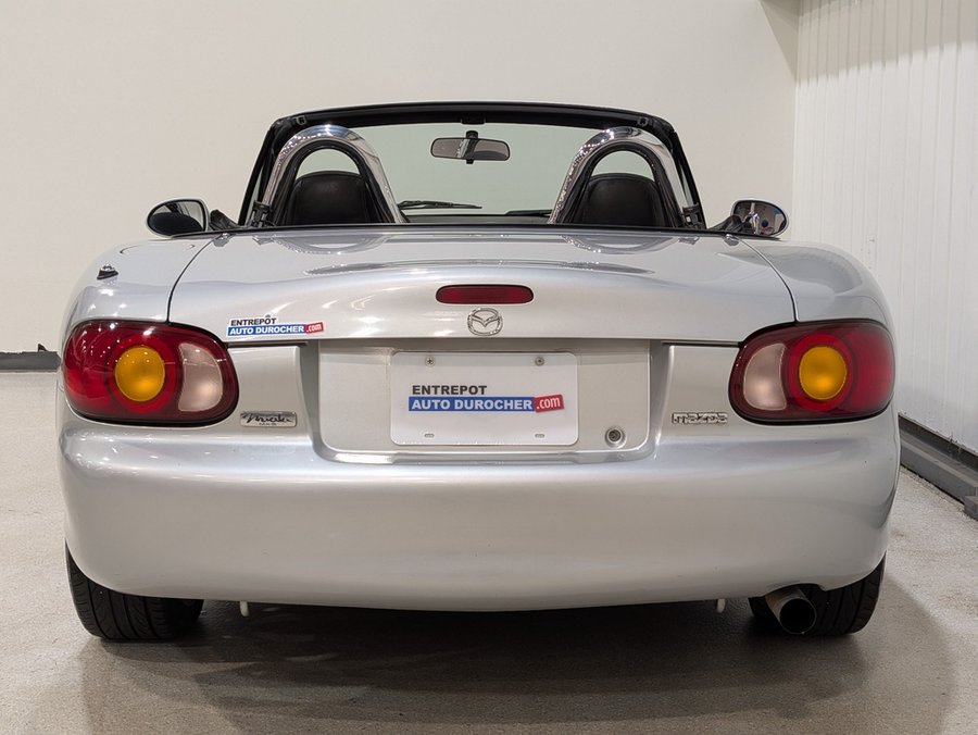 Mazda MX-5 Miata 2dr Conv Manual 2000 Argent
