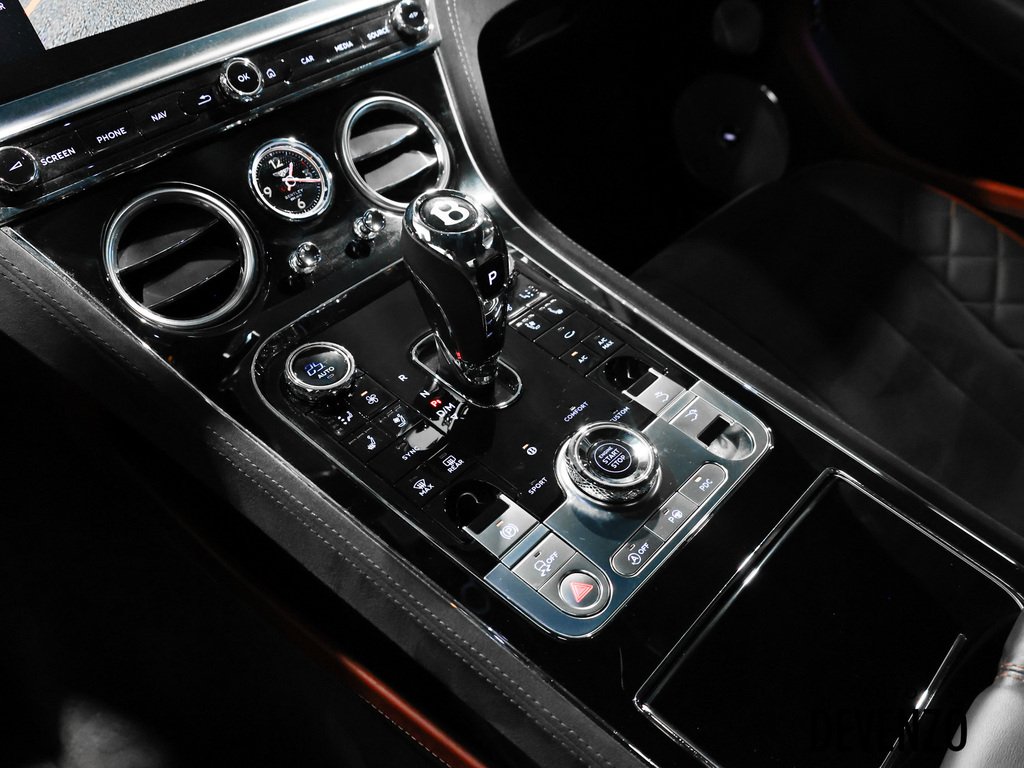 Bentley Continental 2022 Gris Saint-Eustache - photo #47