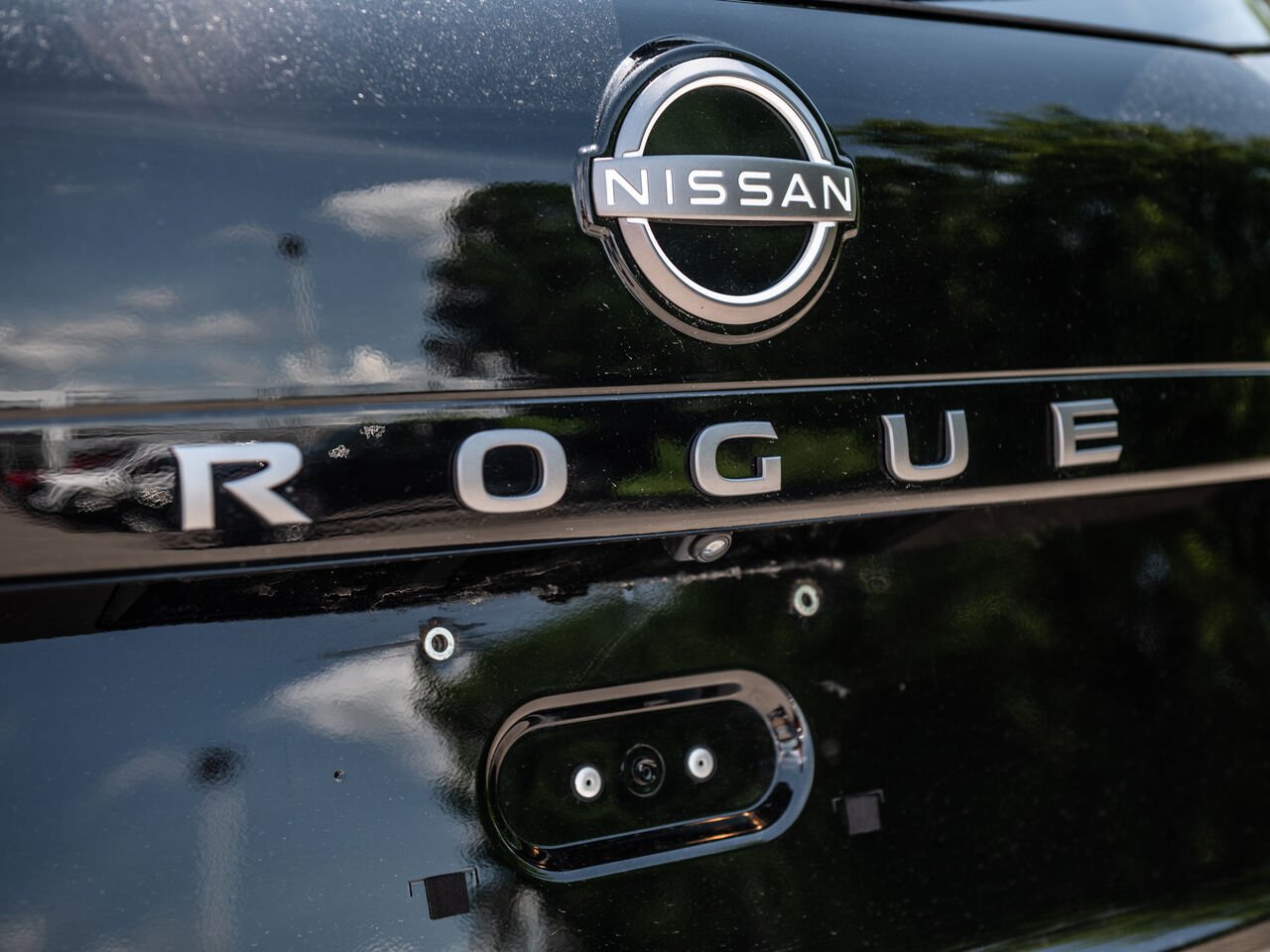 2024 Nissan Rogue Black Sainte-Julienne - photo #9