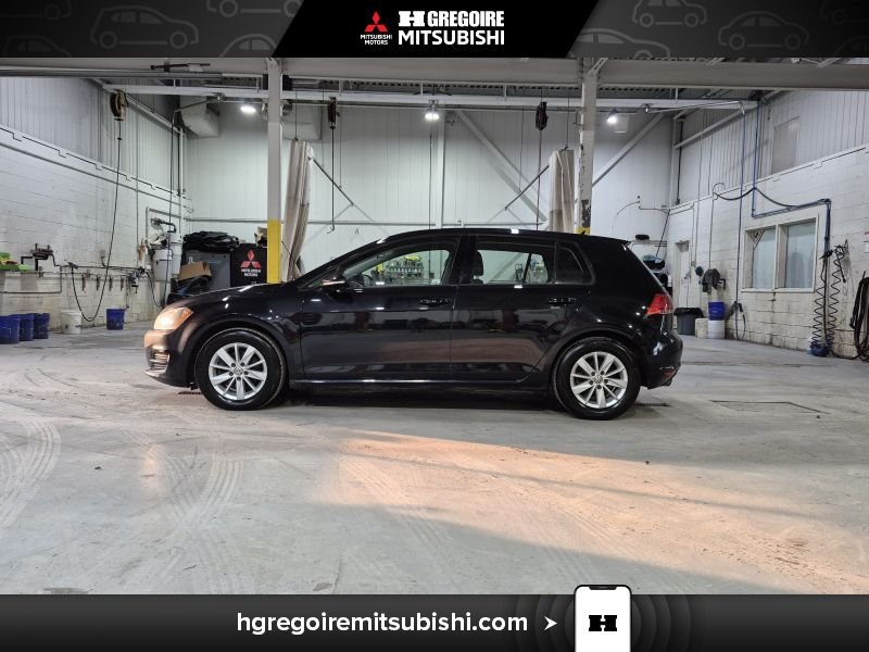 Volkswagen Golf MA4385 | Trendline * Mags * Caméra * Siege Chauffant 2017 Noir Laval - photo #4
