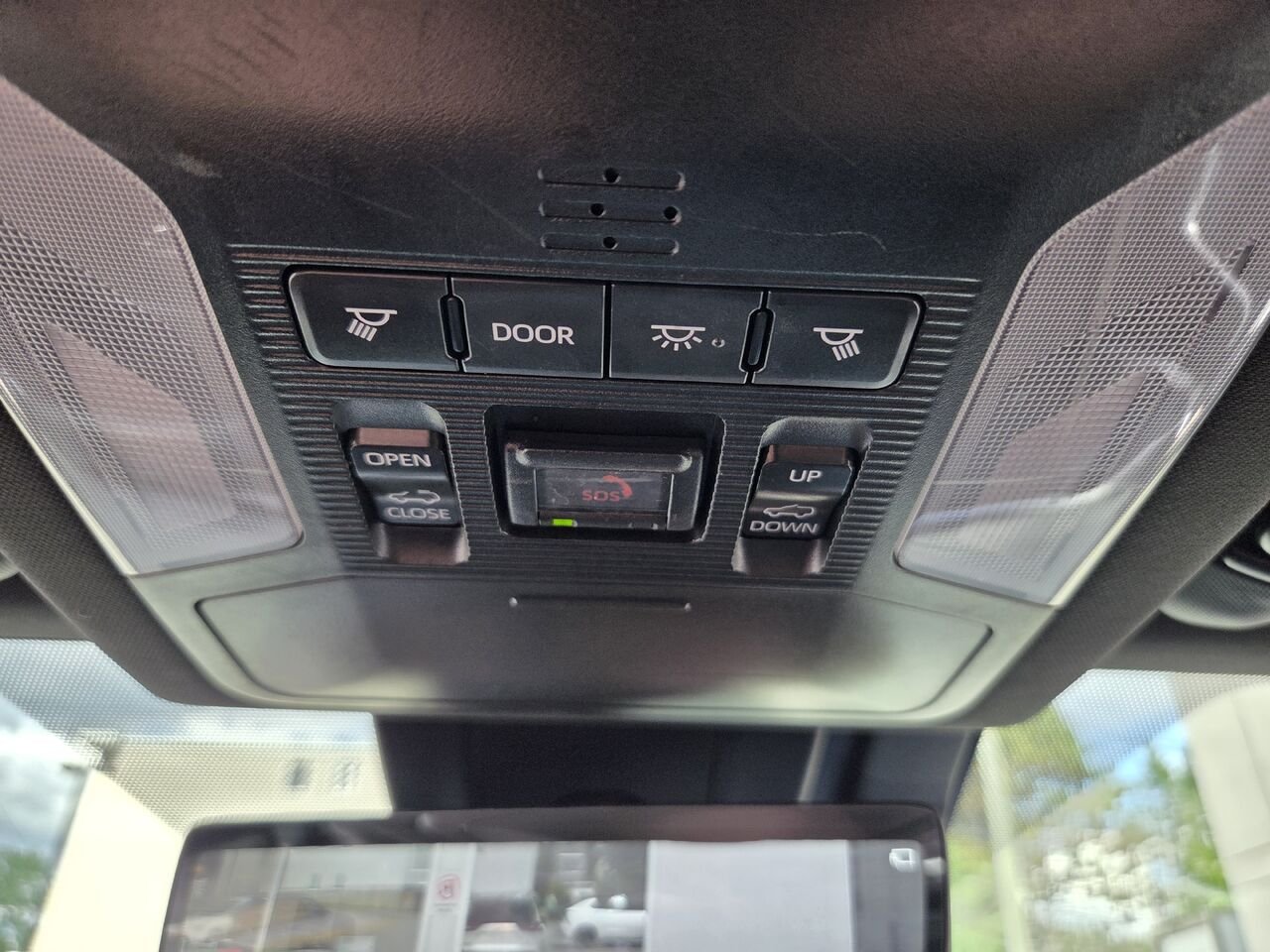 2021 Toyota RAV4 PRIME White Amos - photo #22