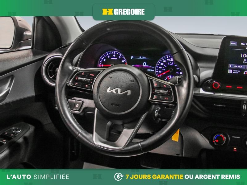 Kia Forte 822407 | LX IVT 2023 Laval - photo #17
