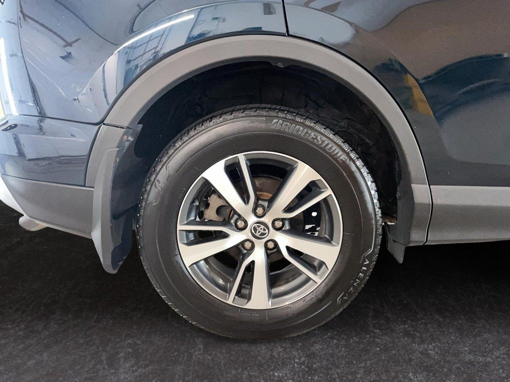 Toyota RAV4 AWD XLE 2018 Noir Rouyn-Noranda - photo #27