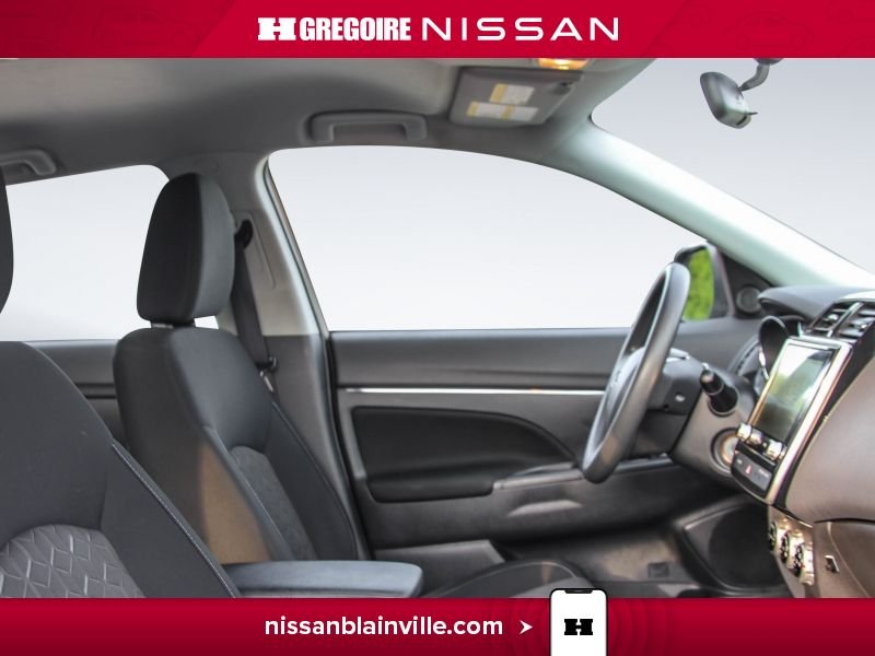 2022 Mitsubishi RVR White Blainville - photo #21