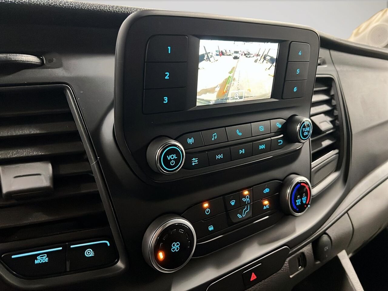 2025 Ford Transit fourgon utilitaire Black Québec - photo #16