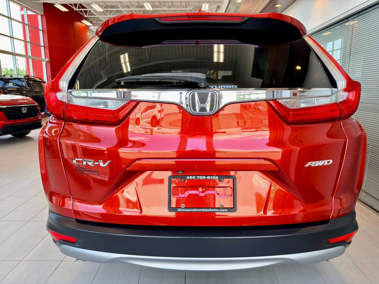 2017 Honda CR-V Red Notre-Dame-des-Prairies - photo #9