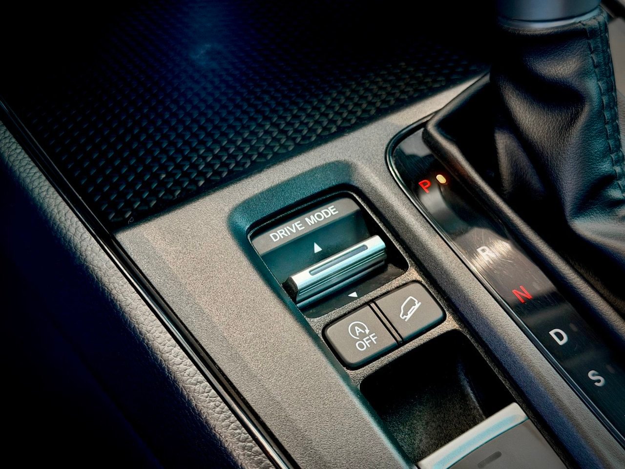 2024 Honda CR-V Black Notre-Dame-des-Prairies - photo #32