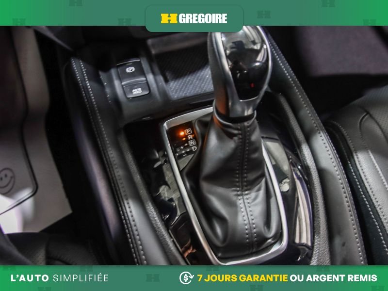 2020 Nissan Rogue Grey Laval - photo #16