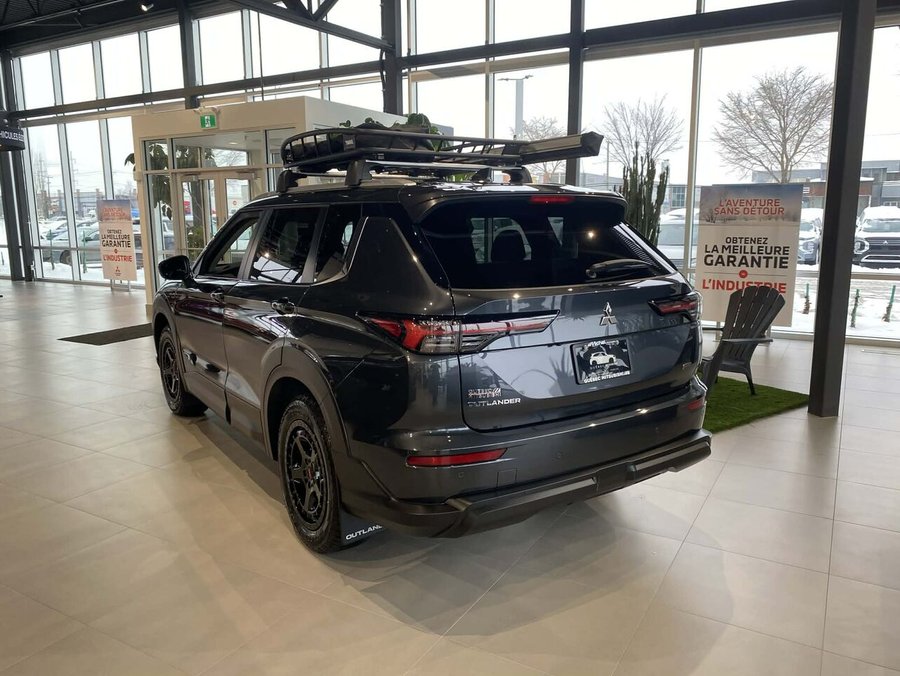 2026 Mitsubishi Outlander SE S-AWC Grey