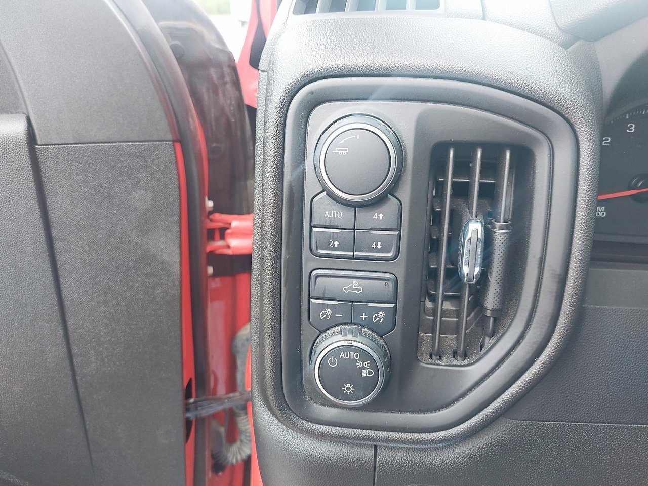 2022 Chevrolet Silverado 1500 VIN 3GCPDCEK1NG666897 Red Baie-Comeau - photo #15