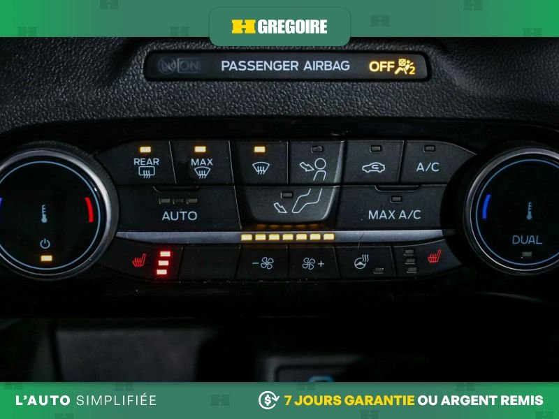 2022 Ford Escape Grey Laval - photo #24