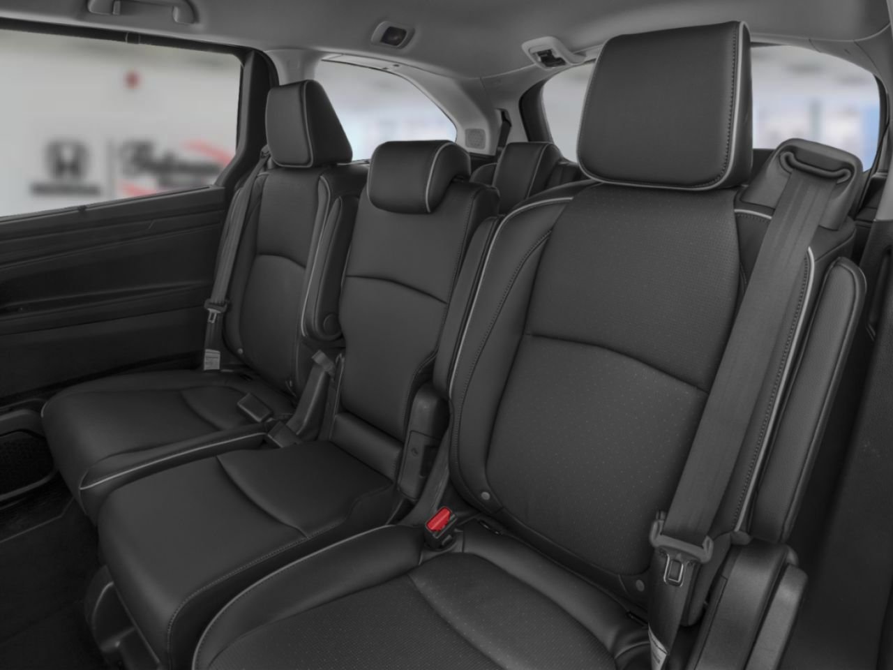 2026 Honda Odyssey Touring BA White Gatineau - photo #10