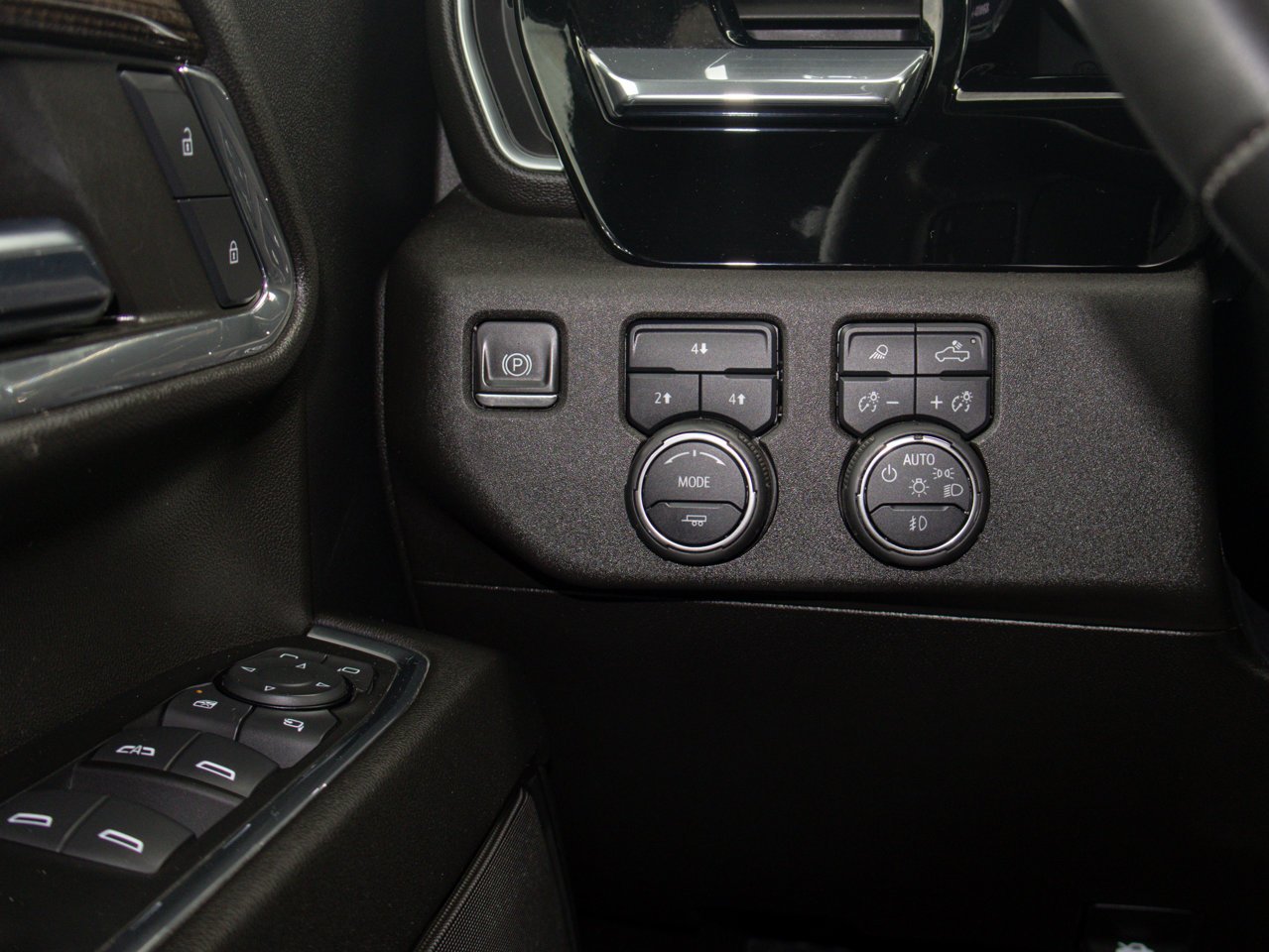 2024 Chevrolet Silverado 2500HD 4WD Crew Cab 159 LT White Sherwood Park - photo #20