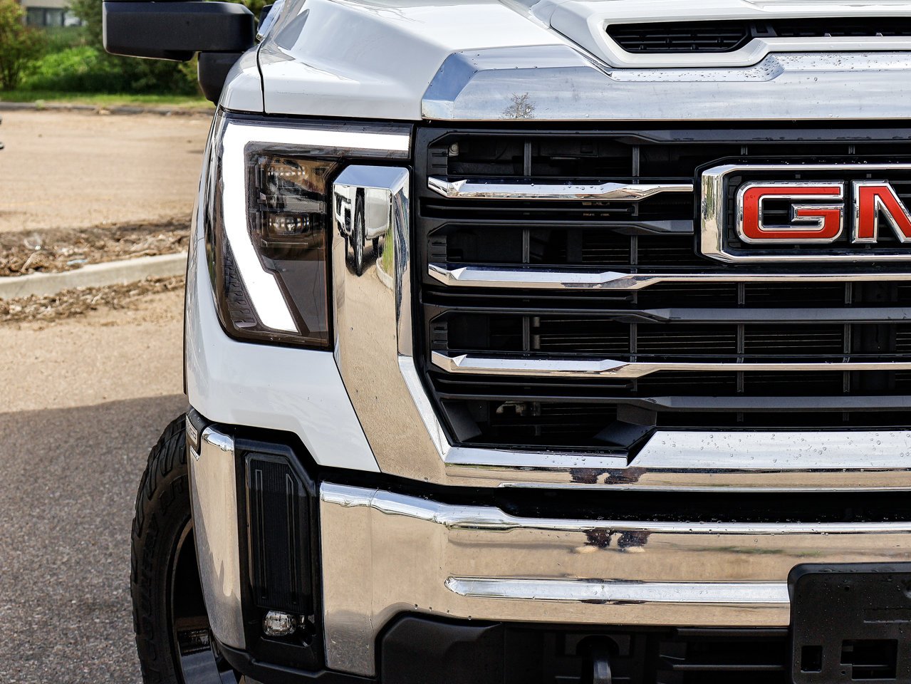 2024 GMC Sierra 3500HD 4WD Reg Cab 142 SLE White Sherwood Park - photo #4