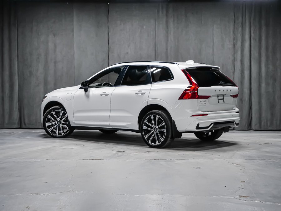 2022 Volvo XC60 Recharge T8 R-DESIGN CLIMATE BOWERS AIR SUSPENSION White