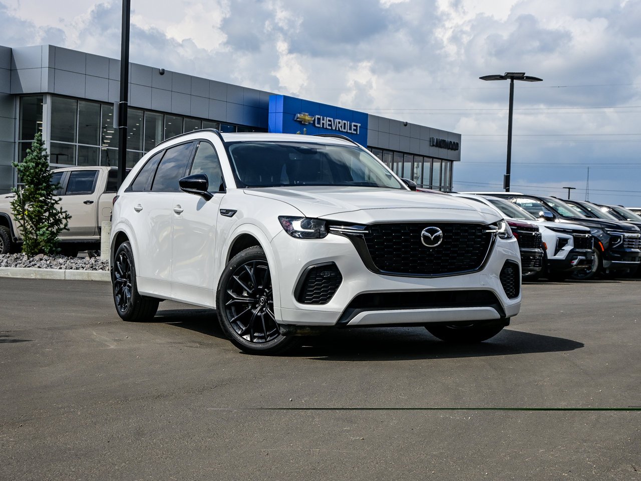 2025 Mazda CX-70 MHEV GT AWD White Sherwood Park - photo #1