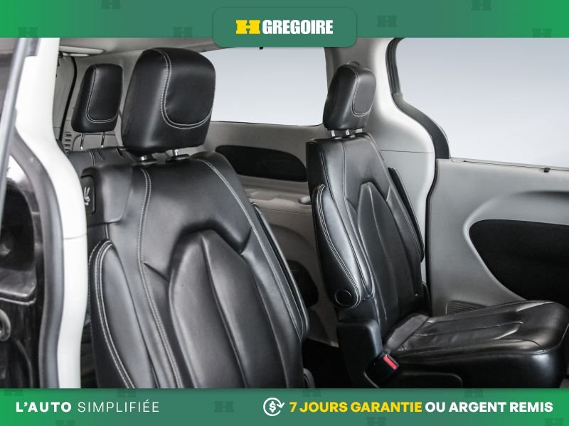 Chrysler Pacifica 2022 Noir Saint-Eustache - photo #28