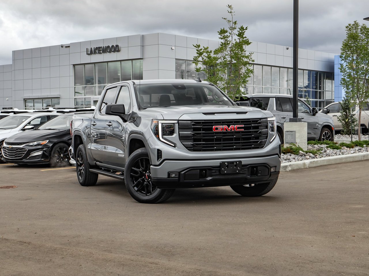 2024 GMC Sierra 1500 4WD Crew Cab 147 Elevation Grey Sherwood Park - photo #1