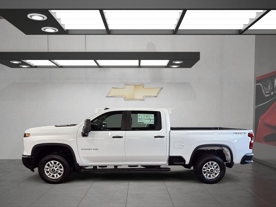 Chevrolet Silverado 2500HD WT cabine multiplace 4RM 159 po 2026 Blanc sommet