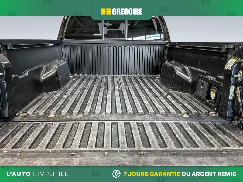 Toyota Tacoma 821853 | SR5 4x4 Double Cab Auto 2022 Noir Laval - photo #17