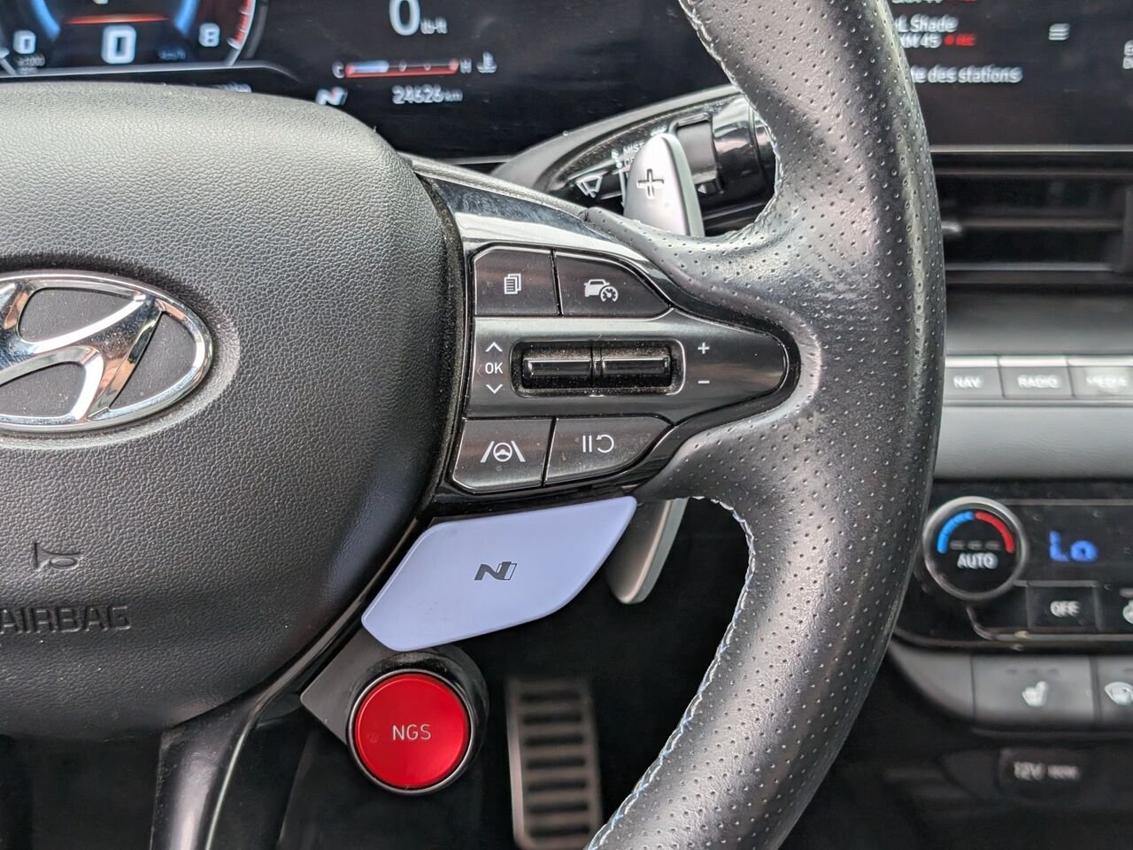 Hyundai Elantra N N/SIÈGES CHAUFFANTS/SIÈGES EN CUIR/AC/TOIT OUVRANT 2023 Noir Sherbrooke - photo #14