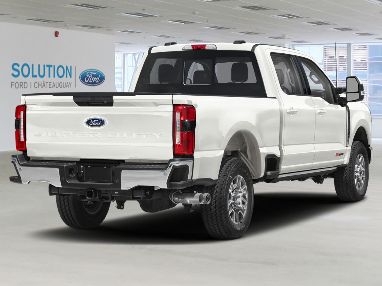 Ford Super Duty F-250 SRW LARIAT CABINE 6 PLACES 4RM CAISSE DE 6,75 PI 2026 Blanc astral métallisé trois couches Châteauguay - photo #1