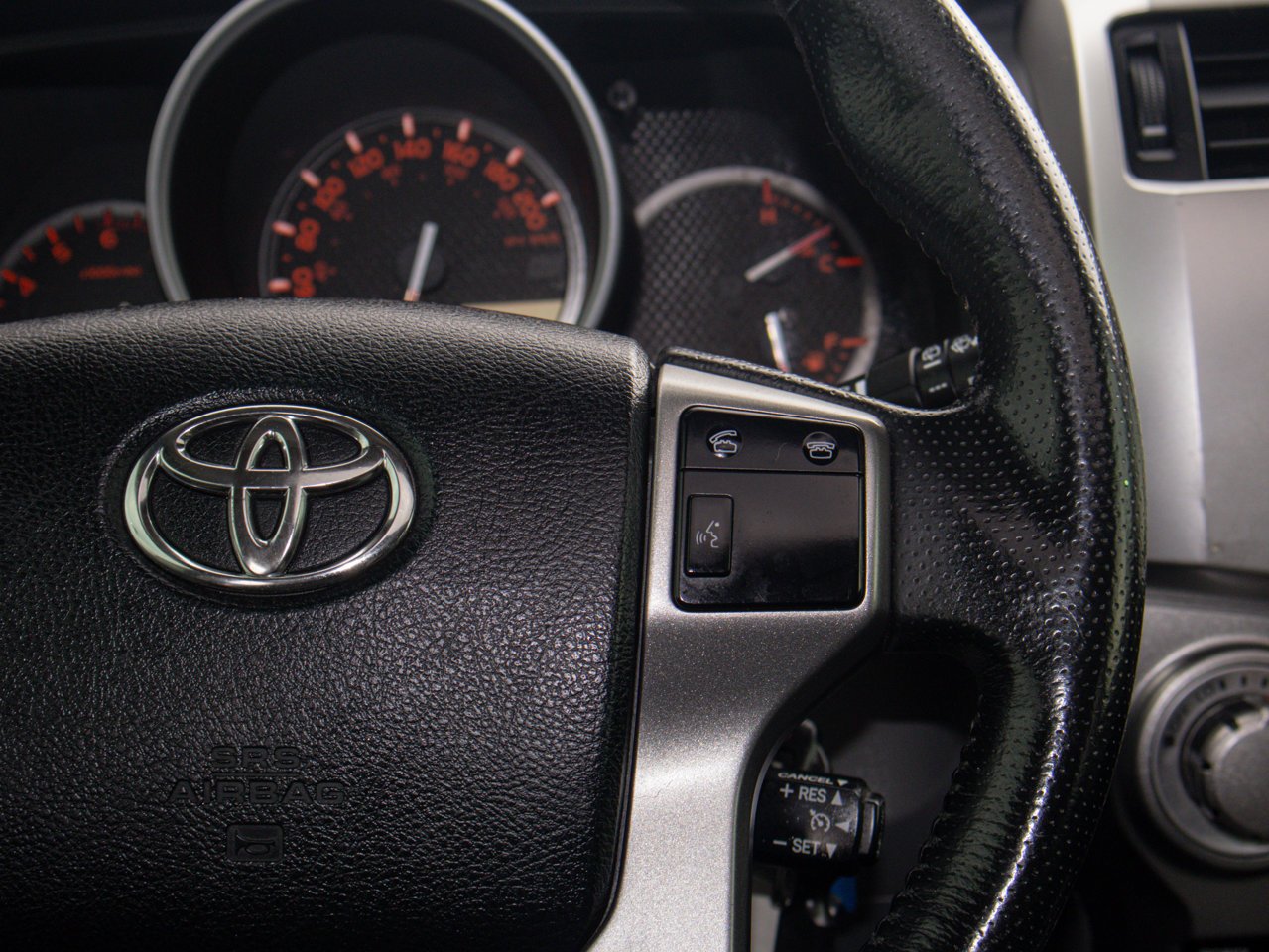 2013 Toyota 4Runner 4WD 4dr V6 SR5 Black Sherwood Park - photo #25