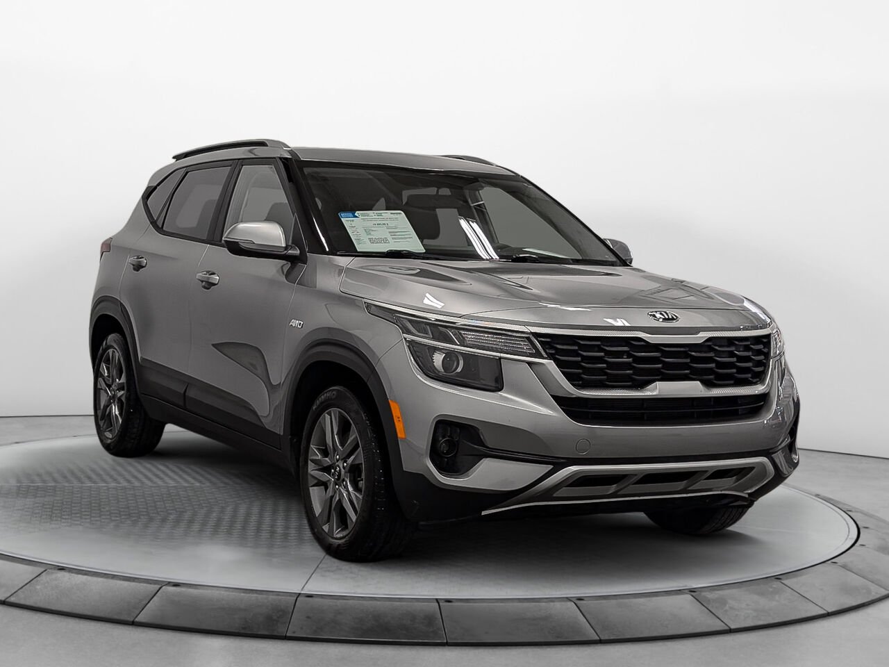 2021 Kia Seltos AWD LX Bas Kilométrage Sièges Chauffants Grey Sherbrooke - photo #4