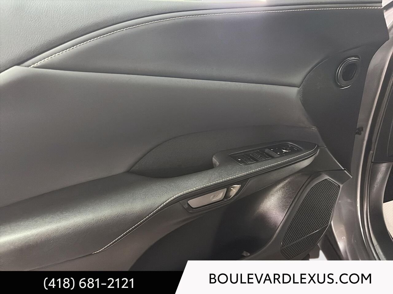 2023 Lexus RX Grey Quebec - photo #6