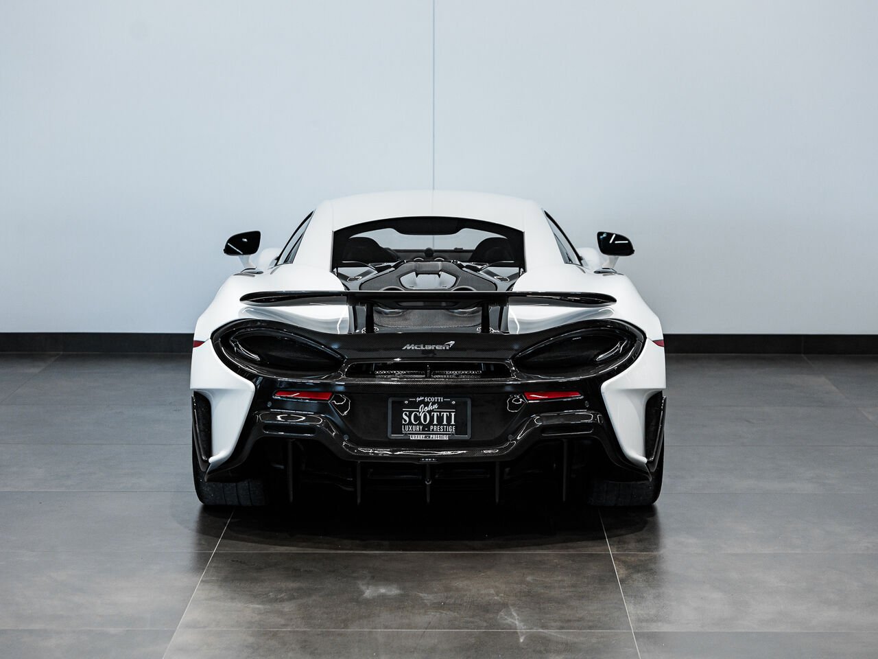 2019 McLaren 600LT *NO LUXURY TAX* White Kirkland - photo #6