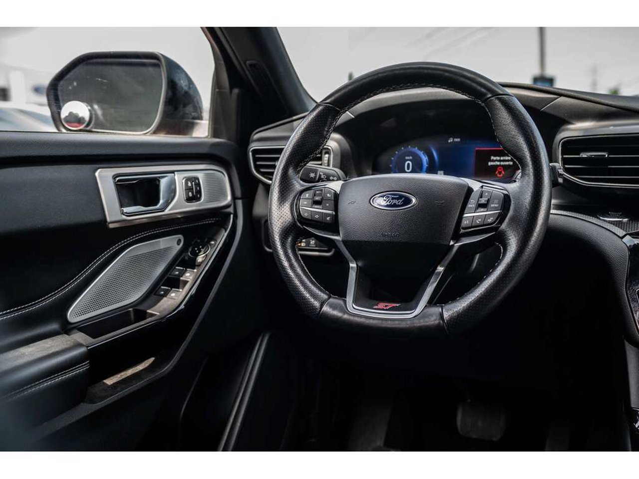 2022 Ford Explorer Red Sainte-Julienne - photo #34
