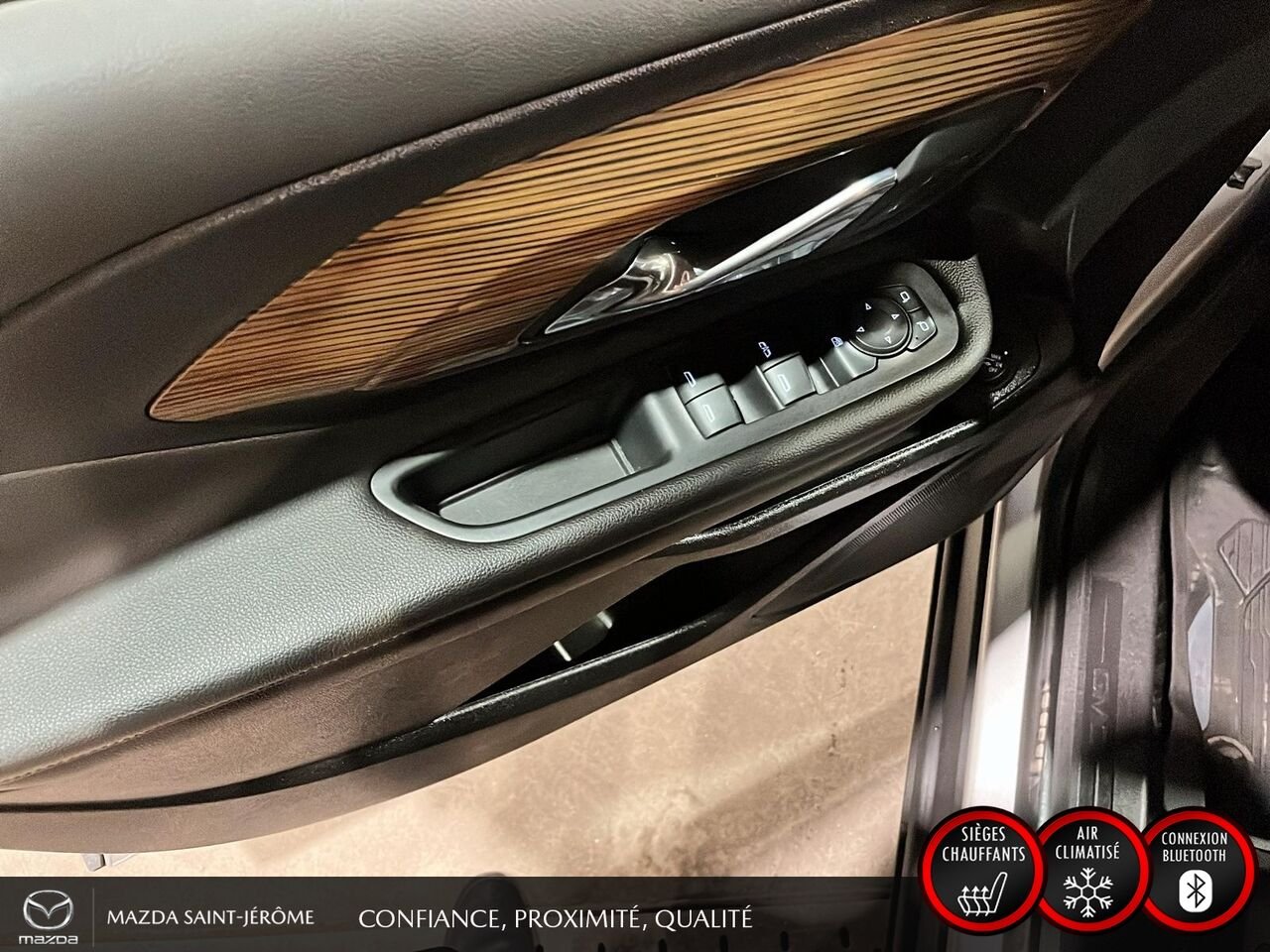 2020 GMC Terrain SLE | BLACK EDITION | AWD | 2.0L Silver Saint-Jérôme - photo #12