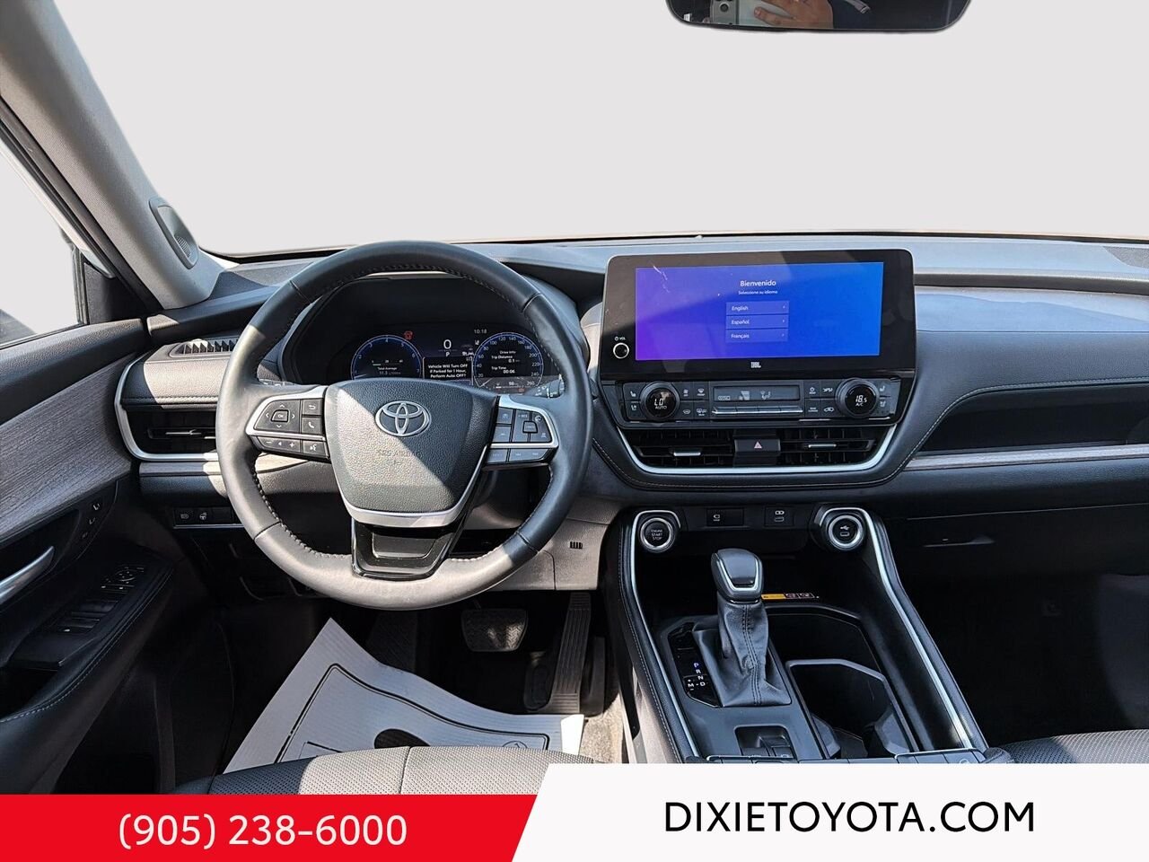 2024 Toyota Grand Highlander LIMITED AWD / CLEAN CARFAX / HEATED AND VENTILATED SEATS / ALLOY WHEELS / MOONROOF / CARPLAY AND ANDROID AUTO White Mississauga - photo #14