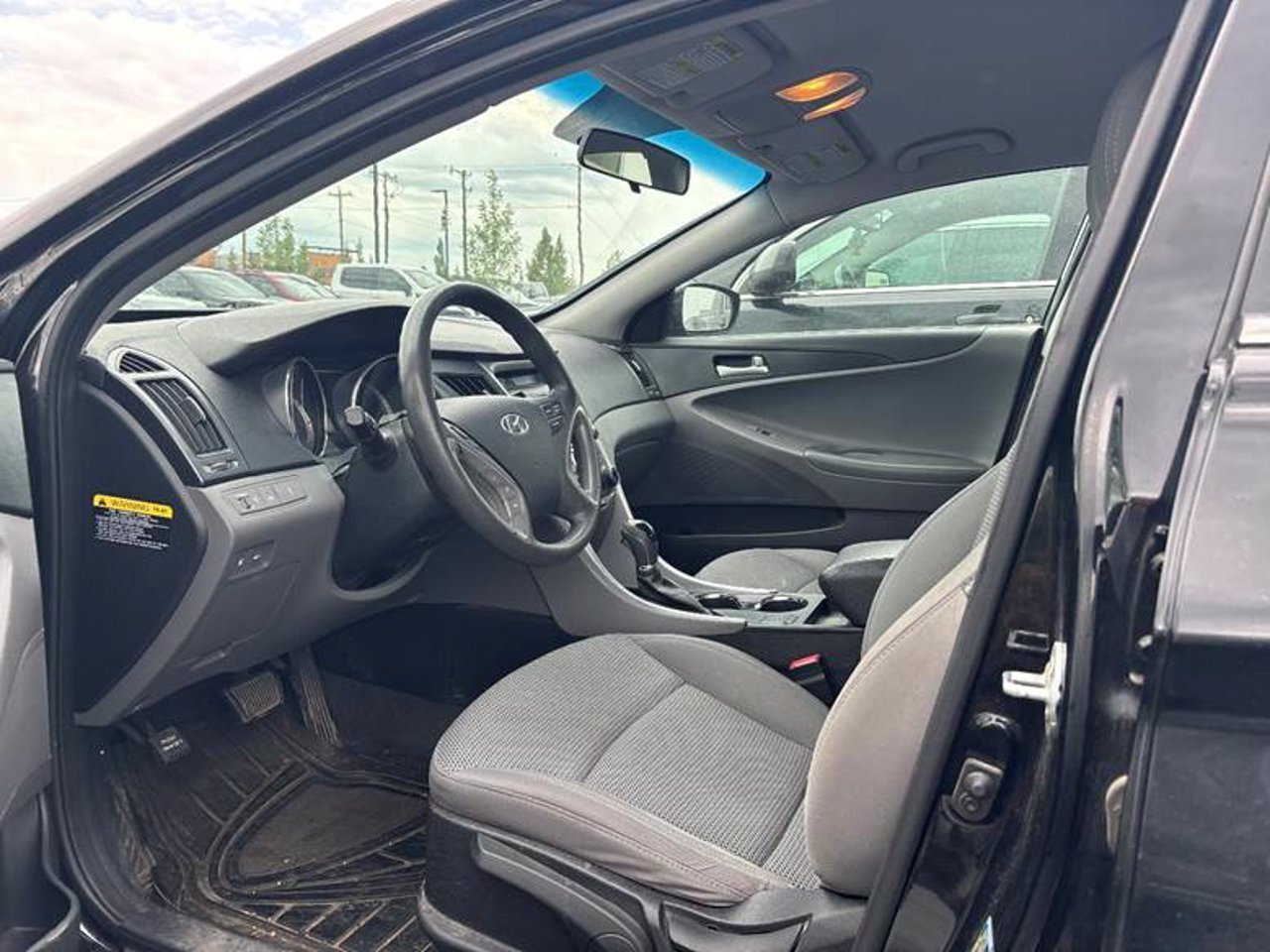 2012 Hyundai Sonata 4dr Sdn 2.4L Auto GLS Black Sherwood Park - photo #5