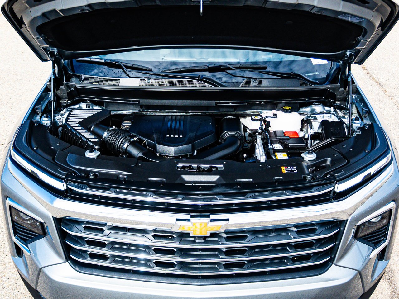 2026 Chevrolet Traverse AWD 4dr LT Grey Sherwood Park - photo #8