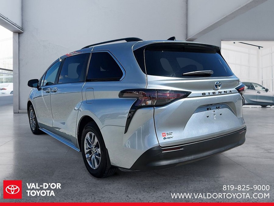 Toyota Sienna LE TA 8 places 2025 2025 Argent