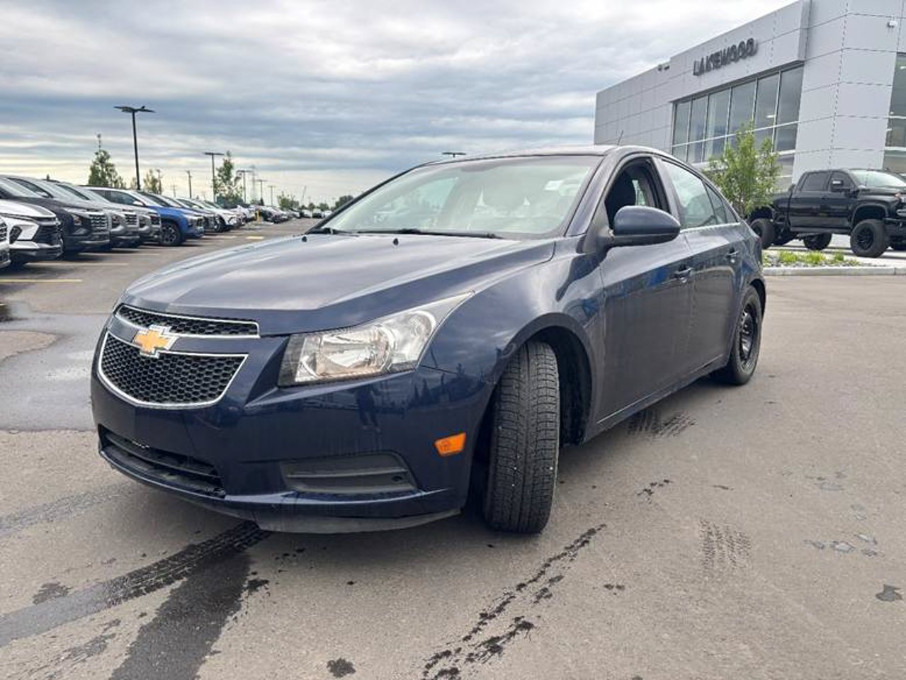 2011 Chevrolet Cruze 4dr Sdn LT Turbo+ w/1SB Blue Sherwood Park - photo #2
