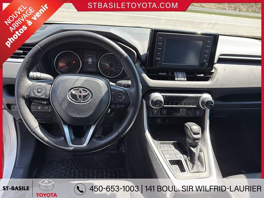 2021 TOYOTA RAV4 2021 White
