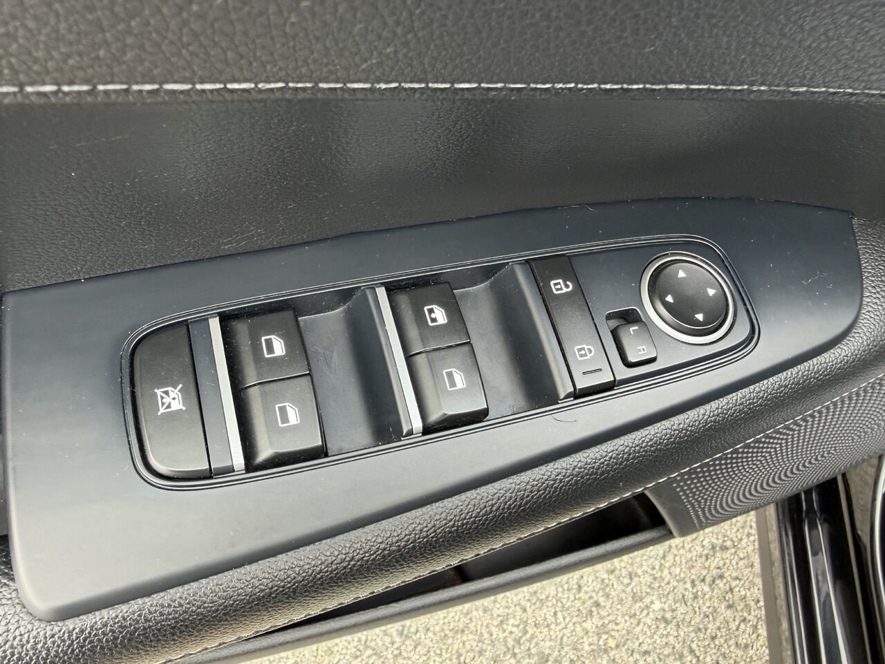 2020 Kia Forte Black Thetford Mines - photo #13