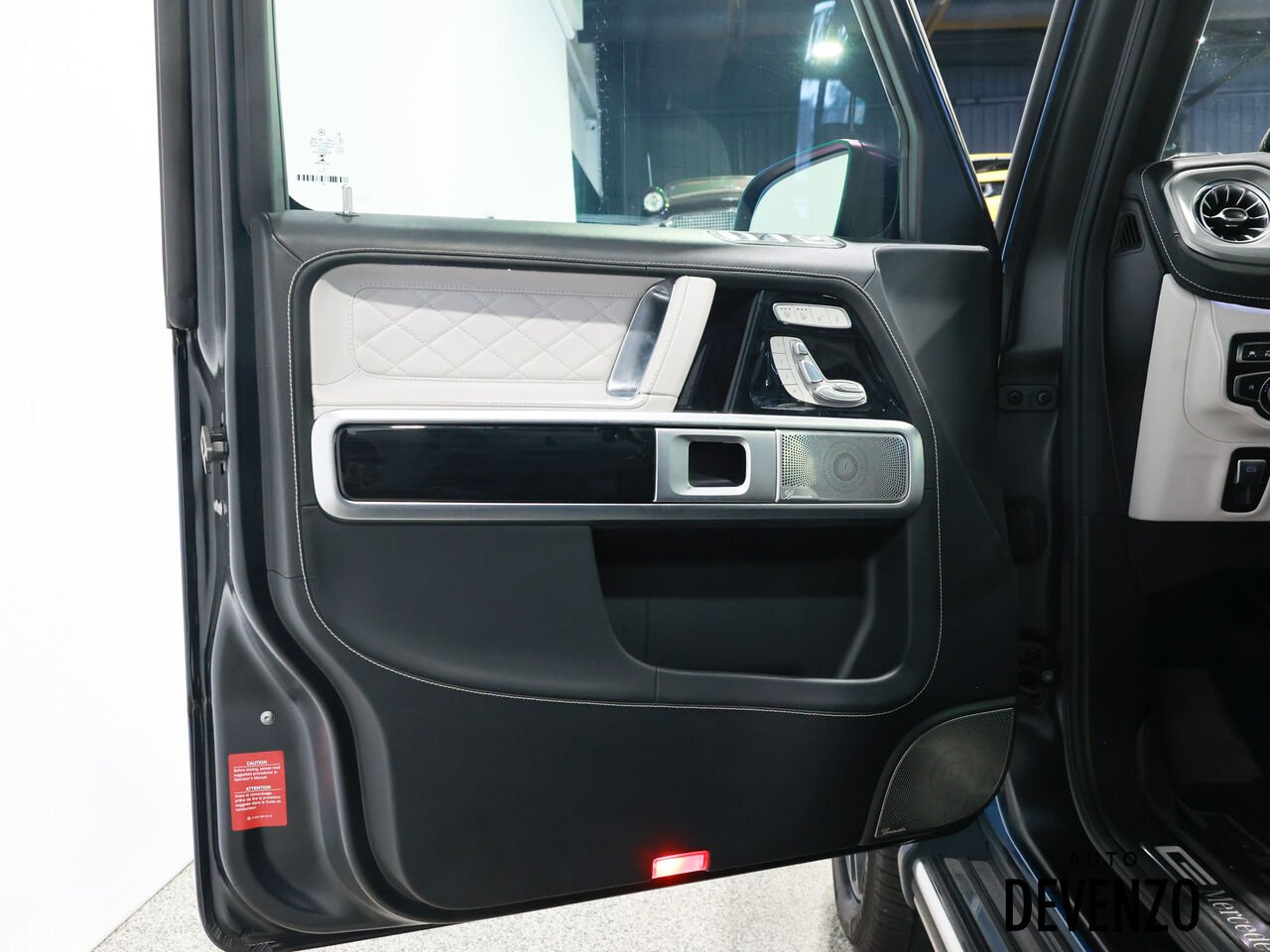 Mercedes-Benz Classe-G 2022 Noir Saint-Eustache - photo #9