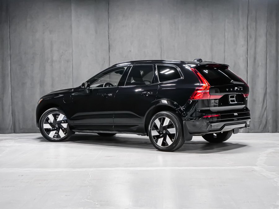 2025 Volvo XC60 Plug-In Hybrid T8 PLUS DARK CLIMATE HARMAN KARDON Black