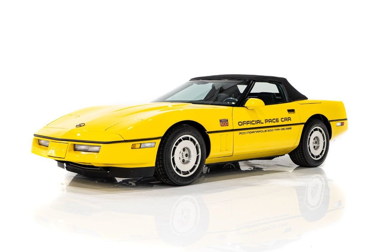 1986 Chevrolet Corvette Pace Car livery with only 17,380km (10,800miles) Yellow Montreal - photo #91