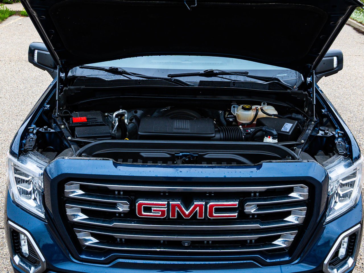 2019 GMC Sierra 1500 4WD Crew Cab 147 AT4 Blue Sherwood Park - photo #8