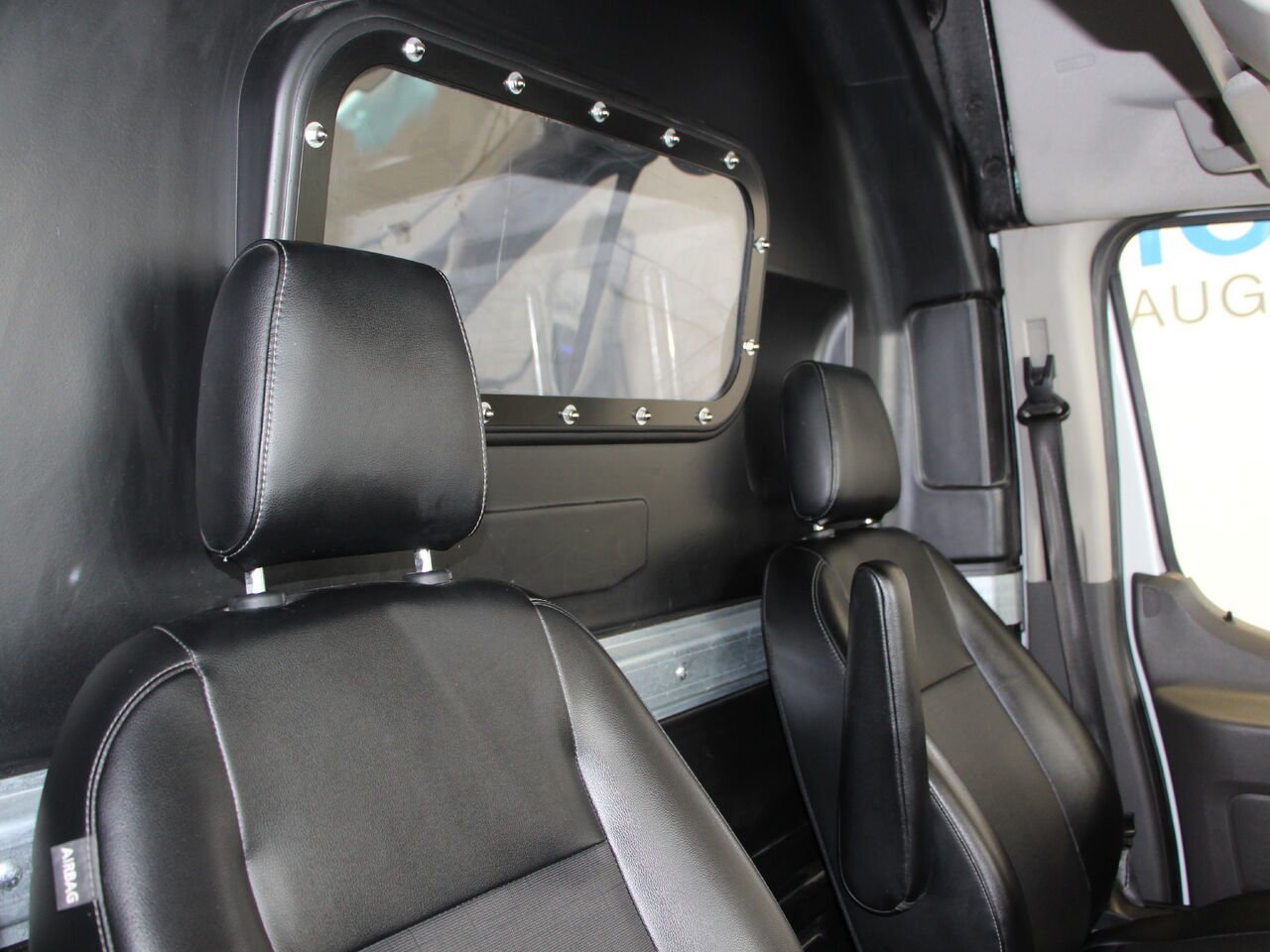 Ford Transit fourgon utilitaire 2020 Blanc Saint-Eustache - photo #6