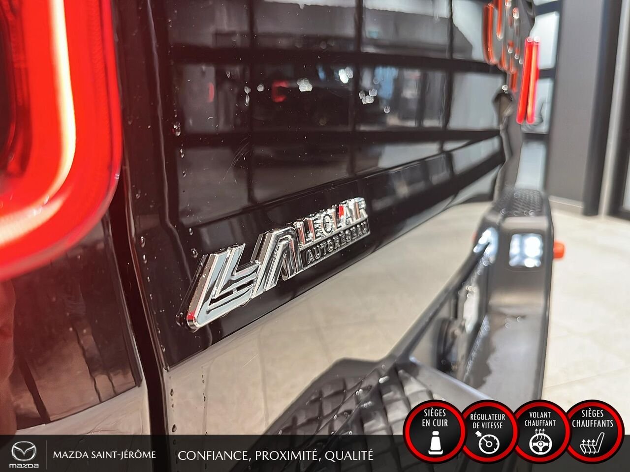 2021 Jeep Gladiator Black Ste-Agathe des Monts - photo #8