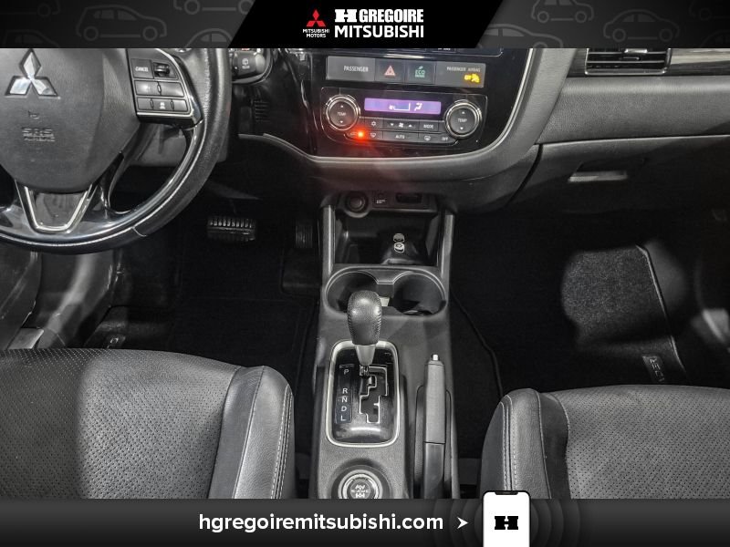 2016 Mitsubishi Outlander White Laval - photo #25