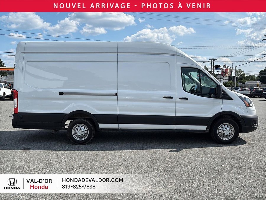 Ford Transit fourgon utilitaire T-250 EL TI toit surélevé 148 po PNBV de 9 070 lb 2025 2025 Blanc