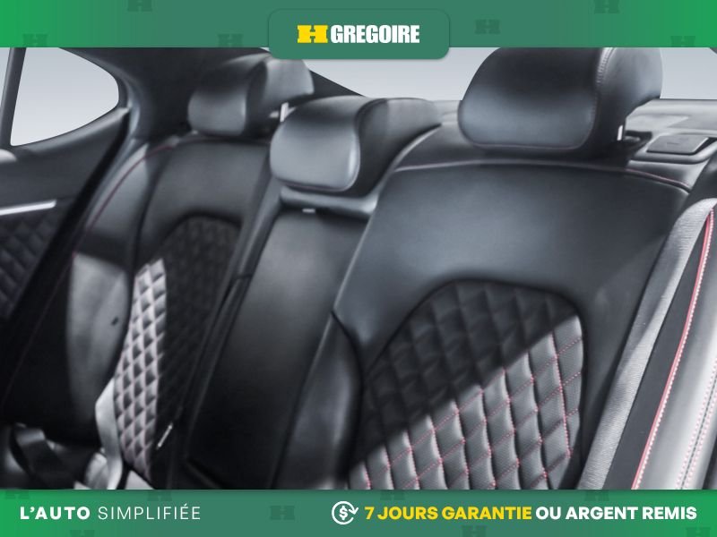 Genesis G70 821468 | 3.3T Sport AWD AUTO AC CUIR TOIT NAV MAGS CAM RECU 2021 Gris Laval - photo #24